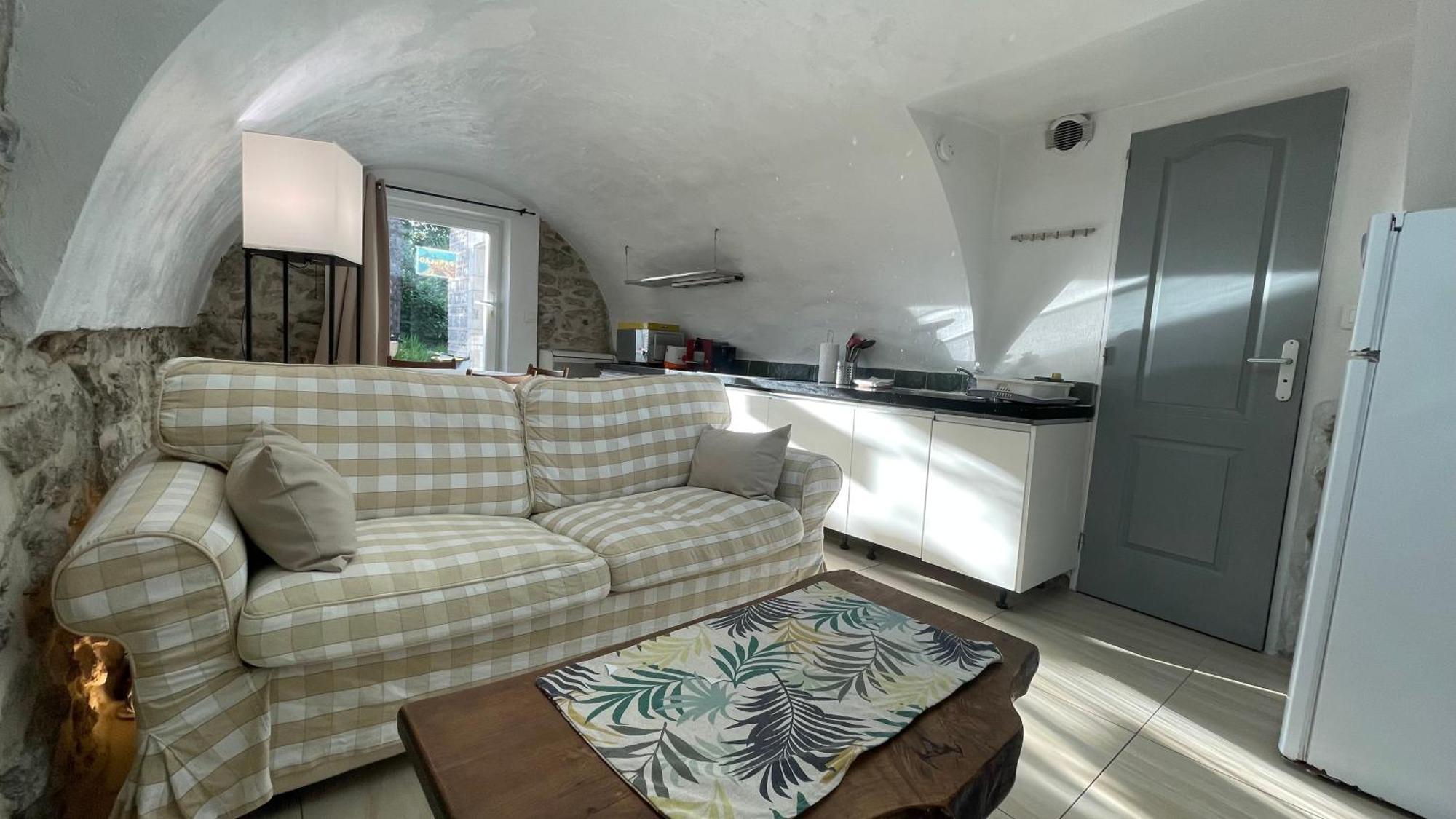 Le Doolie'S Biarritz - Panglao Garden Wifi Tv Bbqアパートメント エクステリア 写真